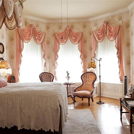 Alexander Mansion Bed&Breakfast Winona Exteriör bild