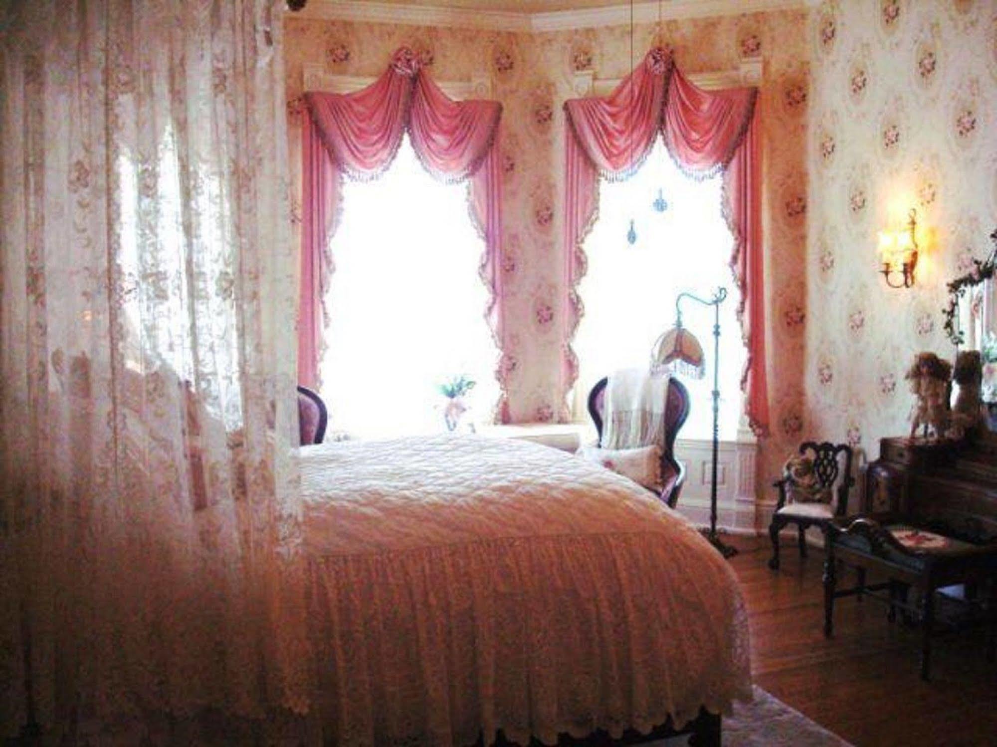Alexander Mansion Bed&Breakfast Winona Exteriör bild